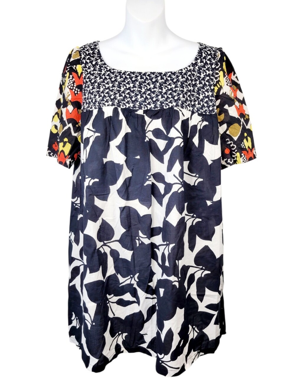 2/$20 French Connection Navy Blue Floral Pattern Top Blouse Size: 10